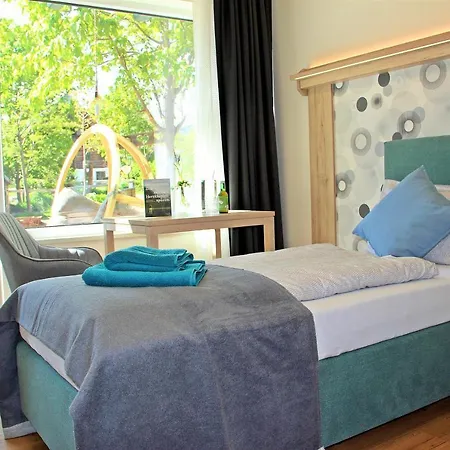 Adelwoehrer - Am Hof * Falting