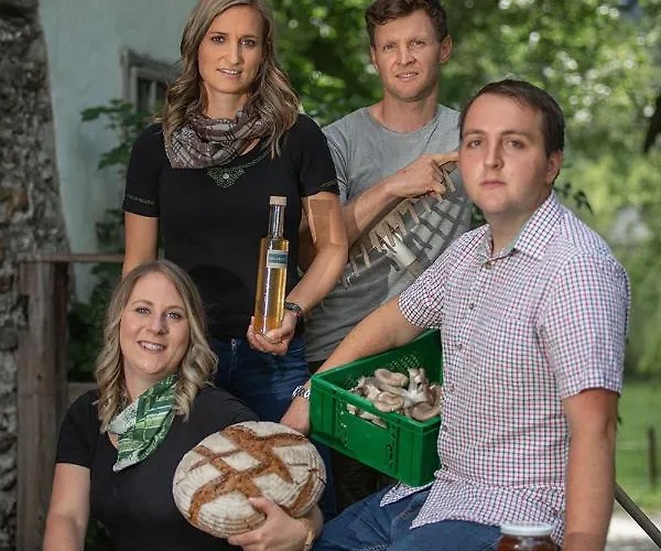 Adelwoehrer - Am Hof Hotel Falting