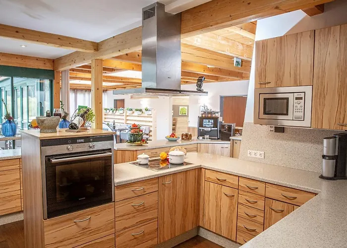 Adelwoehrer - Am Hof *