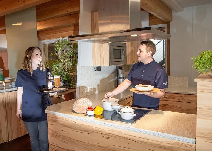 Adelwoehrer - Am Hof Falting