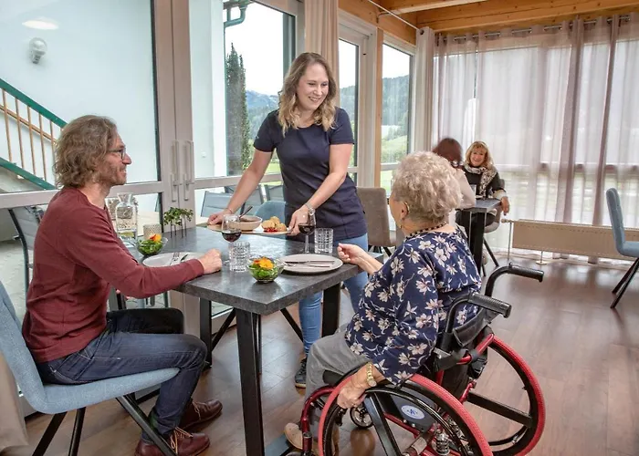 Adelwoehrer - Am Hof فندق Falting