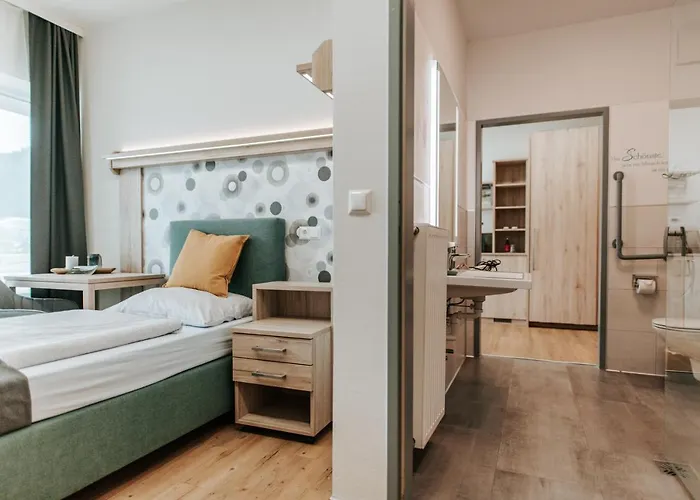 Adelwoehrer - Am Hof *