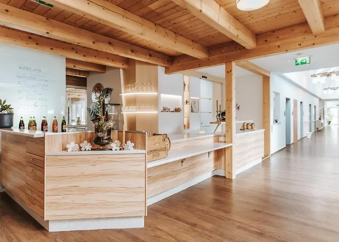 Adelwoehrer - Am Hof *